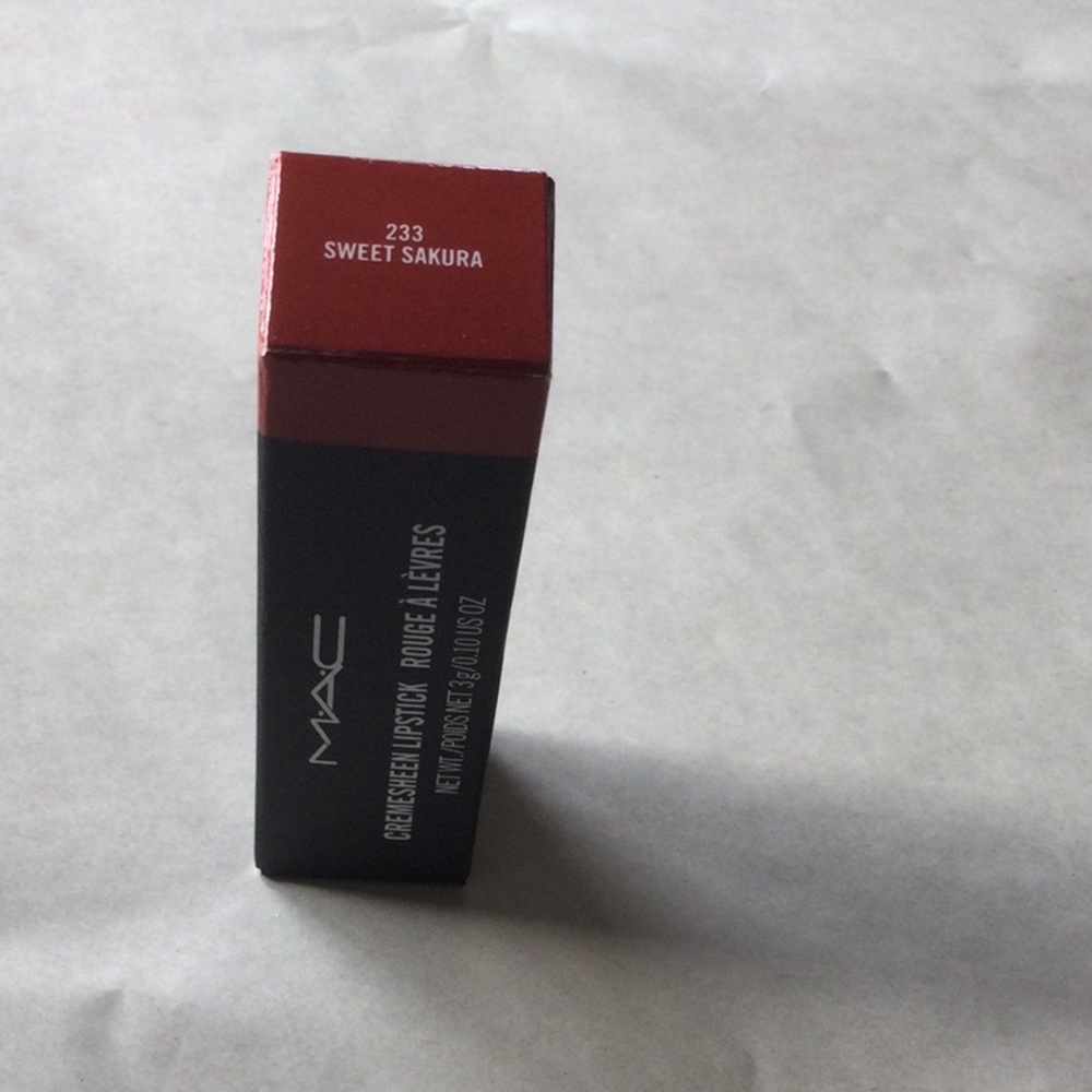 M.A.C Lipstick Sweet Sakura #233 Full Size NIB! - Picture 3 of 5
